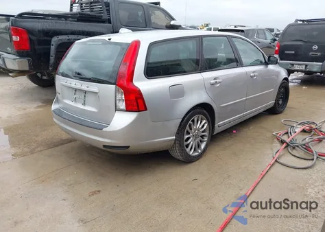 2010 Volvo V50 2.4I из США, поврежденный, VIN YV1382MW3A2568405
